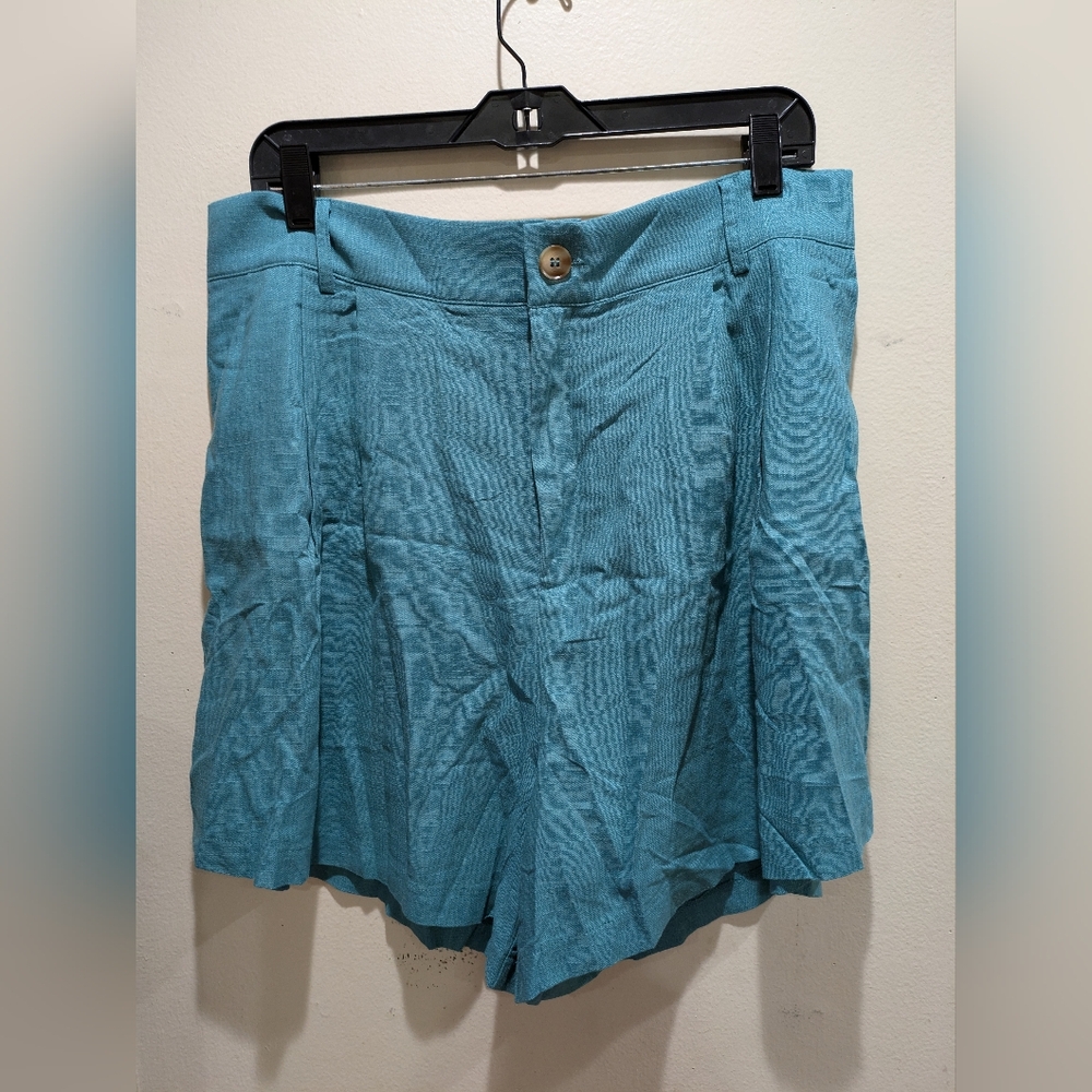 Black Label Women's Aqua Shorts